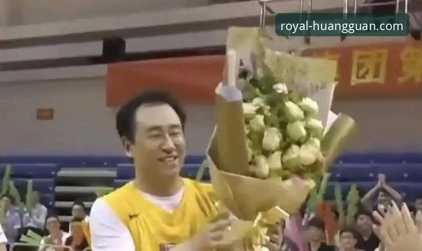 金元足球的辉煌与陨落：许家印的恒大帝国与皇冠体彩的观赛体验对比